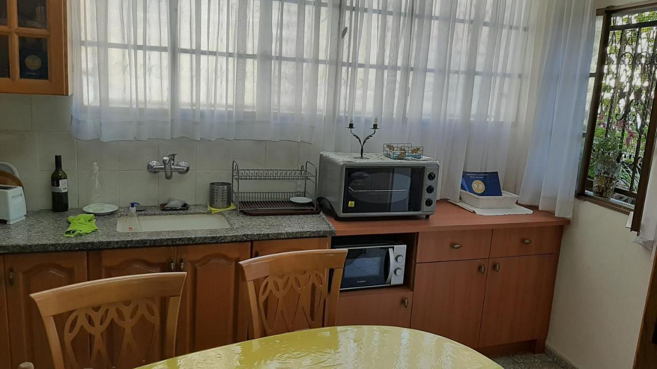 Zohar'S Apartment حيفا المظهر الخارجي الصورة