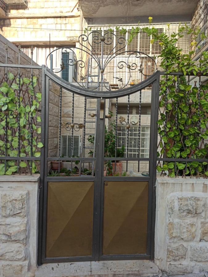Zohar'S Apartment حيفا المظهر الخارجي الصورة